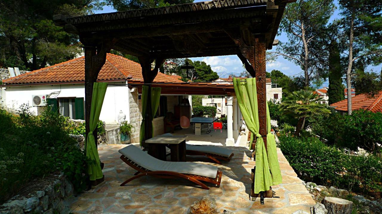 Ursa Minor Villa Sumartin Exterior photo