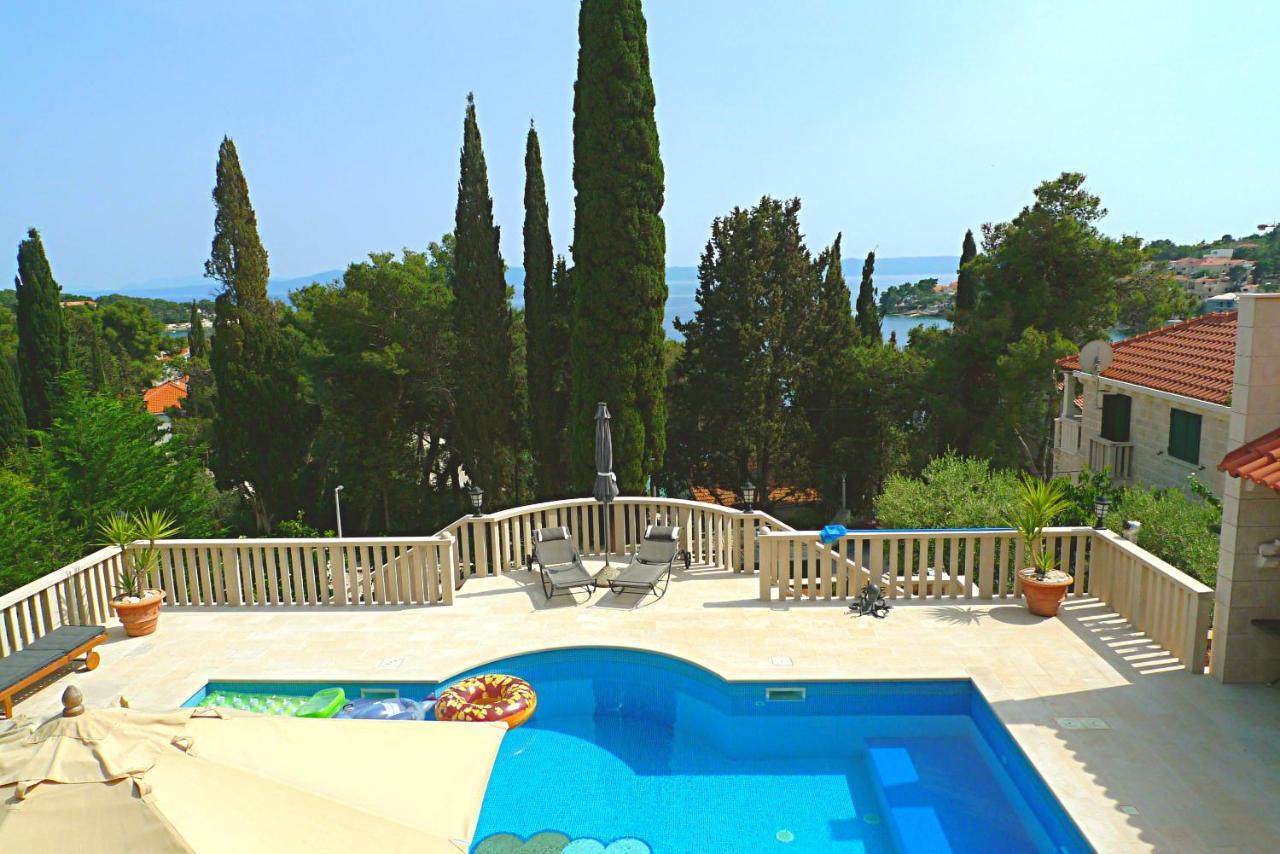Ursa Minor Villa Sumartin Exterior photo